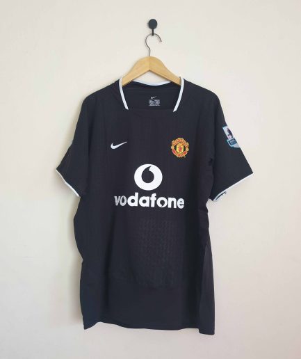 Manchester United Away Retro Jersey 2003 2004 Replica
