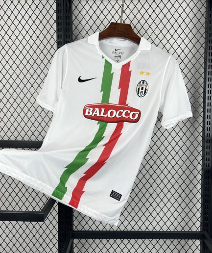 Juventus Away Retro Jersey 2010 2011 Replica