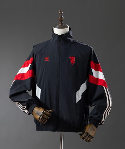 Manchester United Windbreaker 2025 Retro Edition