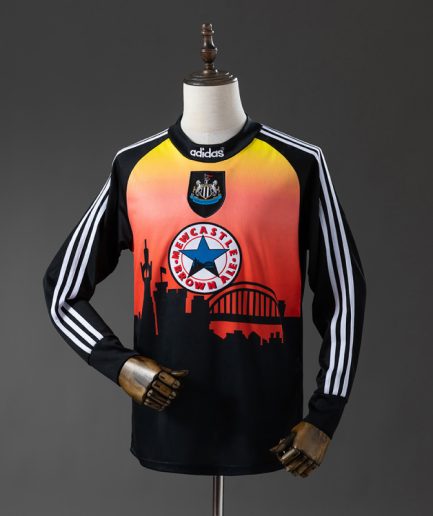 Long Sleeve Newcastle United Goalkeeper Jersey 1997–1998