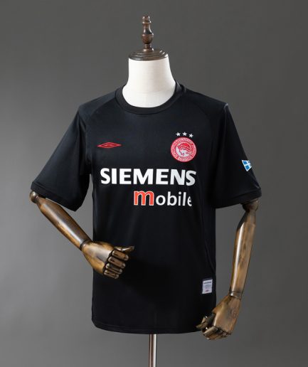 Olympiacos Away Jersey 2004–2005